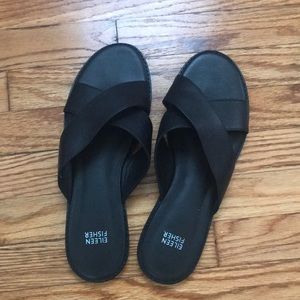 NWOT Eileen Fisher sandals leather cross strap